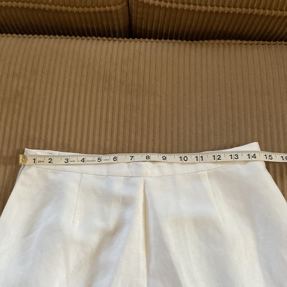 White Kasper brand linen and rayon lined pants. These pants are new. - Picture 4 of 5